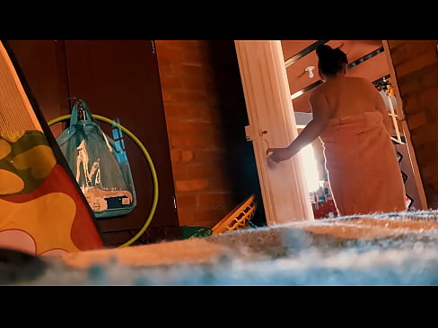 ❤️ Ujak me prati pod tušem, jebe me dok se tuširam. Jebeni video kod nas bs.eviewporn.ru ❌