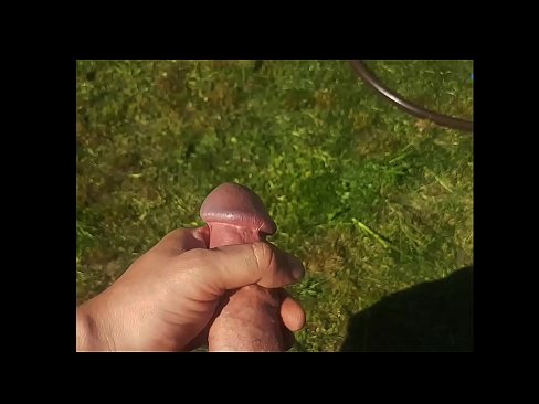 ❤️ Vruća zgodna jebe svoju ružičastu macu i svršava špricom u ljetnoj bašti Jebeni video kod nas bs.eviewporn.ru ❌